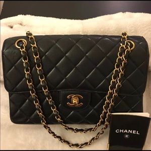 ❗️SOLD ❗️Authentic CHANEL double shoulder bag 🖤